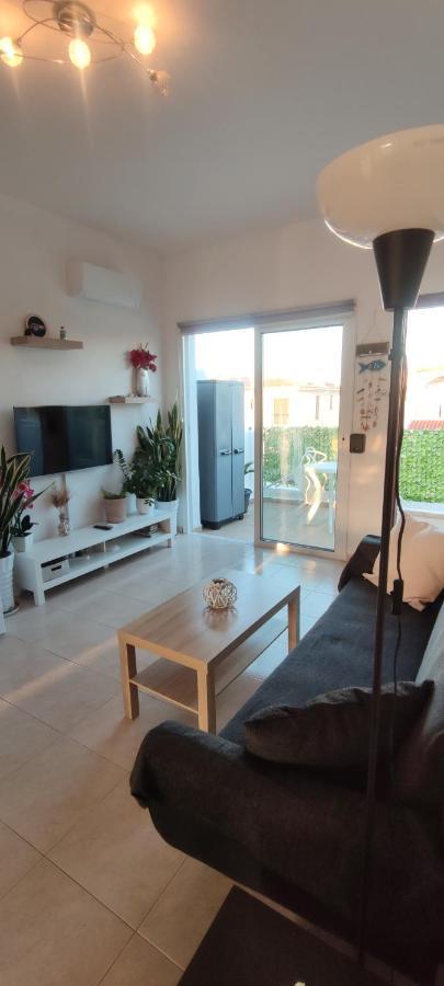 Thalassa Seaside Boutique Beach Apartment Polis 外观 照片